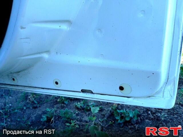 Белый Ситроен Nemo, объемом двигателя 1.2 л и пробегом 250 тыс. км за 5000 $, фото 12 на Automoto.ua