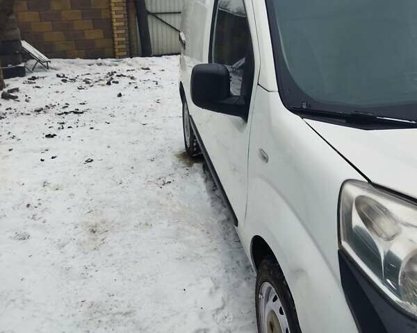 Білий Сітроен Nemo, об'ємом двигуна 1.2 л та пробігом 214 тис. км за 4200 $, фото 9 на Automoto.ua