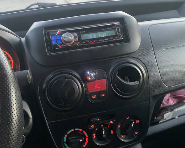 Белый Ситроен Nemo, объемом двигателя 1.36 л и пробегом 396 тыс. км за 3650 $, фото 9 на Automoto.ua