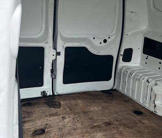 Білий Сітроен Nemo, об'ємом двигуна 1.2 л та пробігом 188 тис. км за 5500 $, фото 8 на Automoto.ua