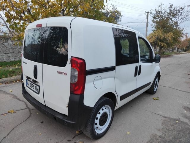 Ситроен Nemo 2012 в Николаеве на Automoto.ua Белый Ситроен Nemo, объемом двигателя 1.2 л и пробегом 290 тыс. км за 3850 $, фото 2 на Automoto.ua