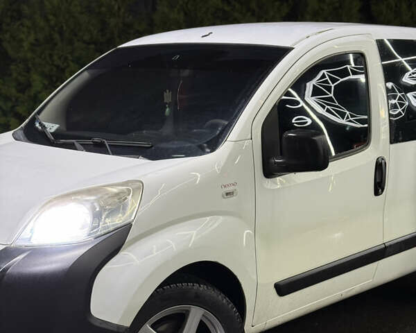 Белый Ситроен Nemo, объемом двигателя 1.4 л и пробегом 300 тыс. км за 4900 $, фото 10 на Automoto.ua