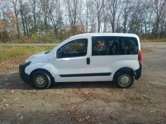 Белый Ситроен Nemo, объемом двигателя 1.4 л и пробегом 290 тыс. км за 3200 $, фото 1 на Automoto.ua