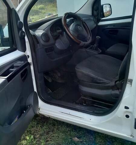 Белый Ситроен Nemo, объемом двигателя 1.4 л и пробегом 365 тыс. км за 5000 $, фото 6 на Automoto.ua