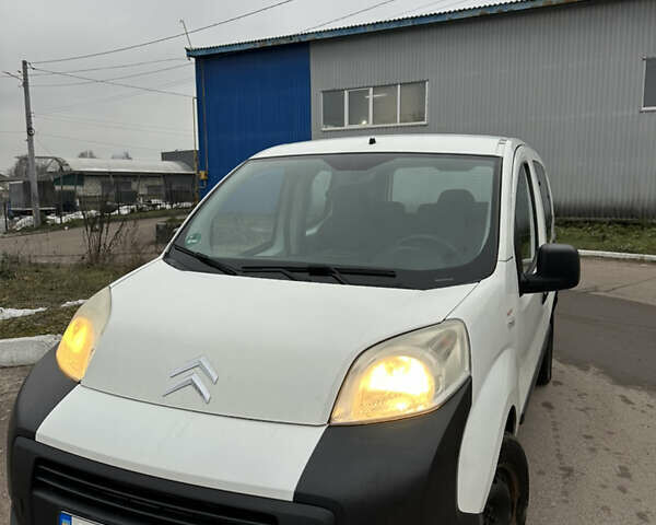 Белый Ситроен Nemo, объемом двигателя 1.4 л и пробегом 230 тыс. км за 5300 $, фото 6 на Automoto.ua