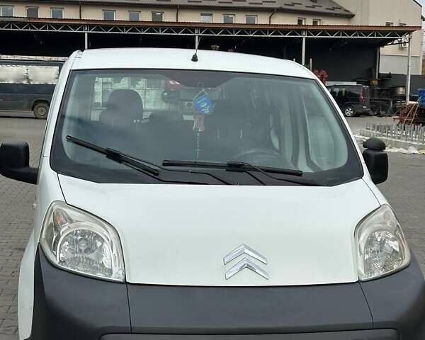 Білий Сітроен Nemo, об'ємом двигуна 1.4 л та пробігом 229 тис. км за 5250 $, фото 4 на Automoto.ua