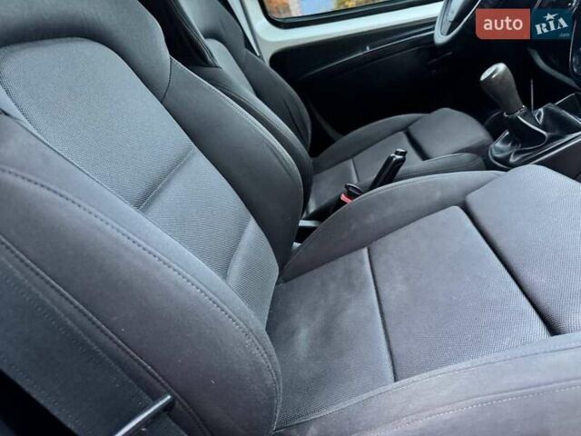 Белый Ситроен Nemo, объемом двигателя 1.4 л и пробегом 210 тыс. км за 4750 $, фото 34 на Automoto.ua