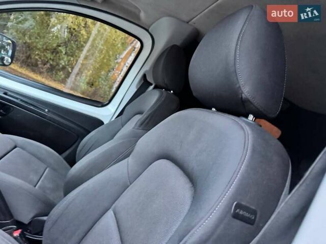 Белый Ситроен Nemo, объемом двигателя 1.4 л и пробегом 210 тыс. км за 4750 $, фото 19 на Automoto.ua