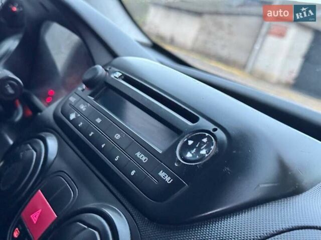 Белый Ситроен Nemo, объемом двигателя 1.4 л и пробегом 210 тыс. км за 4750 $, фото 41 на Automoto.ua