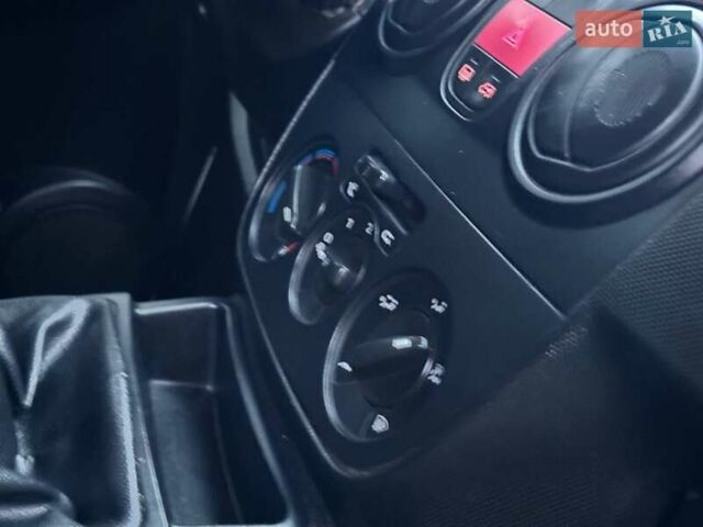 Белый Ситроен Nemo, объемом двигателя 1.4 л и пробегом 210 тыс. км за 4750 $, фото 43 на Automoto.ua