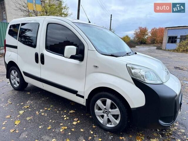 Белый Ситроен Nemo, объемом двигателя 1.4 л и пробегом 210 тыс. км за 4750 $, фото 2 на Automoto.ua