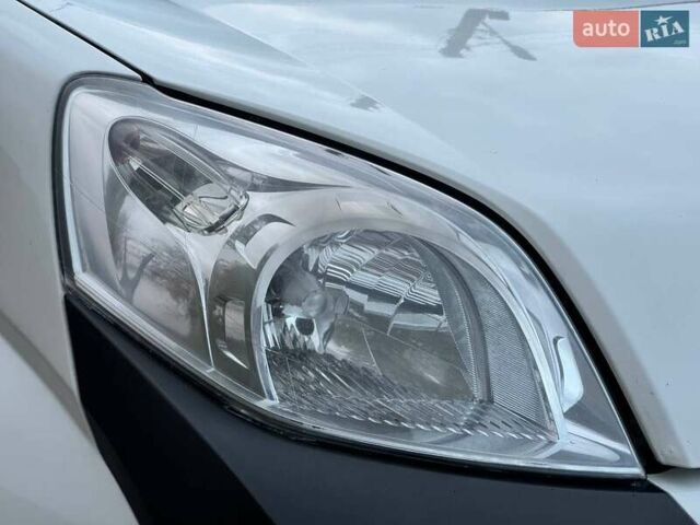 Белый Ситроен Nemo, объемом двигателя 1.4 л и пробегом 210 тыс. км за 4750 $, фото 5 на Automoto.ua