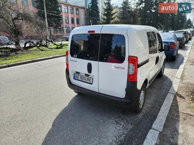 Білий Сітроен Nemo, об'ємом двигуна 1.2 л та пробігом 305 тис. км за 7400 $, фото 2 на Automoto.ua