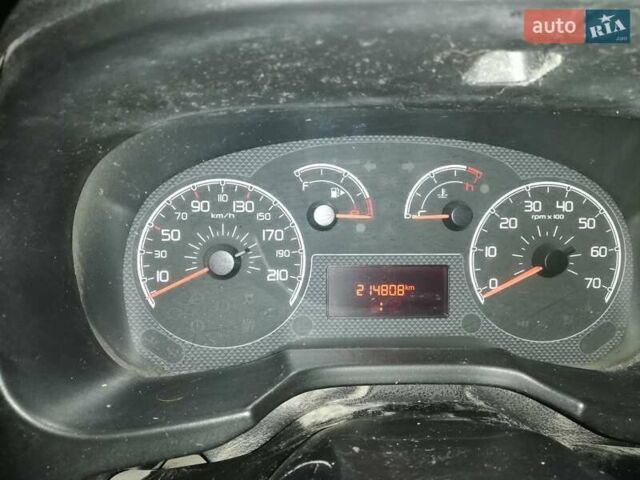Белый Ситроен Nemo, объемом двигателя 1.2 л и пробегом 214 тыс. км за 3900 $, фото 2 на Automoto.ua