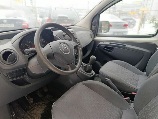 Белый Ситроен Nemo, объемом двигателя 1.4 л и пробегом 236 тыс. км за 3999 $, фото 5 на Automoto.ua