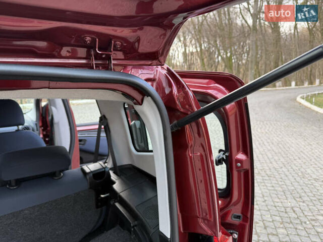 Червоний Сітроен Nemo, об'ємом двигуна 1.3 л та пробігом 256 тис. км за 5850 $, фото 52 на Automoto.ua