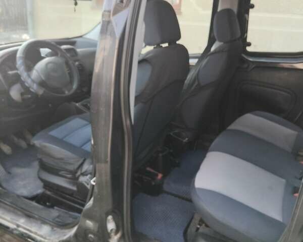 Ситроен Nemo, объемом двигателя 1.2 л и пробегом 280 тыс. км за 4500 $, фото 3 на Automoto.ua