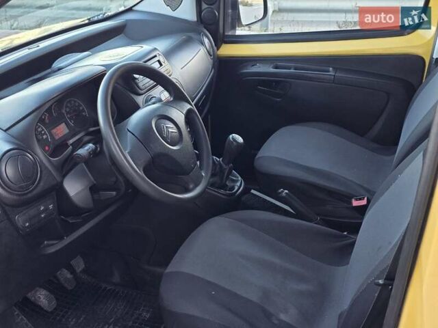 Жовтий Сітроен Nemo, об'ємом двигуна 1.3 л та пробігом 148 тис. км за 3999 $, фото 21 на Automoto.ua