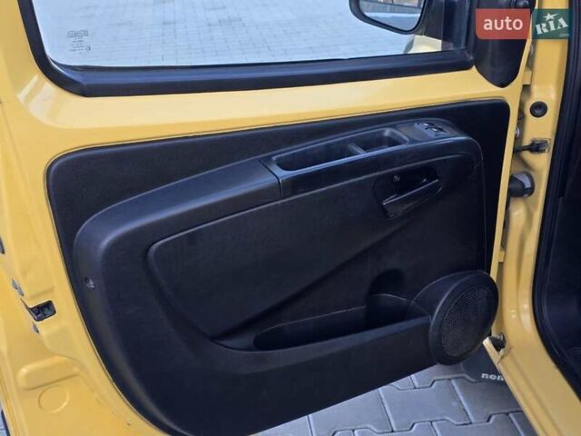 Жовтий Сітроен Nemo, об'ємом двигуна 1.3 л та пробігом 148 тис. км за 3999 $, фото 19 на Automoto.ua