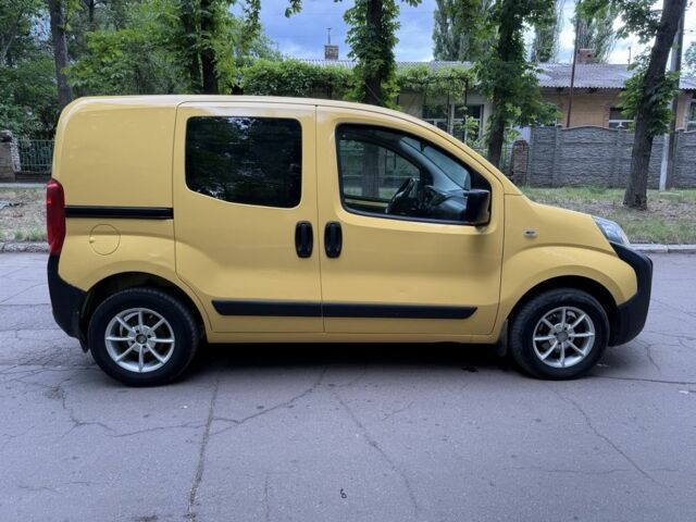 Желтый Ситроен Nemo, объемом двигателя 1.2 л и пробегом 300 тыс. км за 3700 $, фото 7 на Automoto.ua