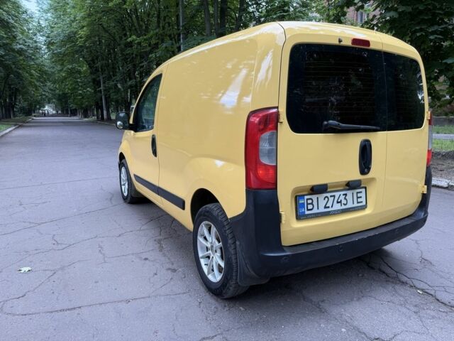 Желтый Ситроен Nemo, объемом двигателя 1.2 л и пробегом 300 тыс. км за 3700 $, фото 4 на Automoto.ua