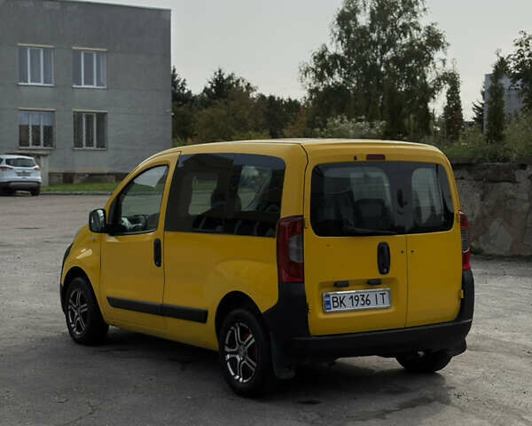 Желтый Ситроен Nemo, объемом двигателя 1.4 л и пробегом 253 тыс. км за 4500 $, фото 2 на Automoto.ua