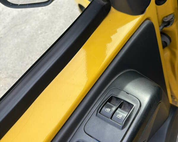 Желтый Ситроен Nemo, объемом двигателя 1.4 л и пробегом 253 тыс. км за 4500 $, фото 9 на Automoto.ua