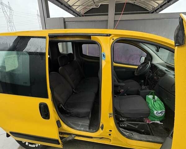 Желтый Ситроен Nemo, объемом двигателя 1.4 л и пробегом 253 тыс. км за 4300 $, фото 5 на Automoto.ua