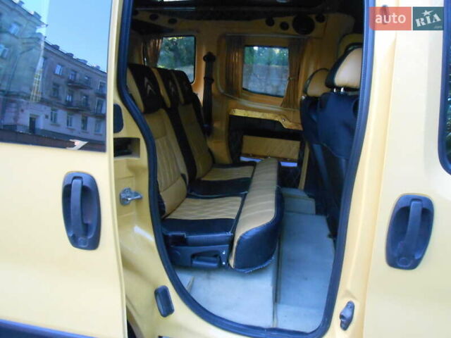 Жовтий Сітроен Nemo, об'ємом двигуна 1.25 л та пробігом 146 тис. км за 5500 $, фото 6 на Automoto.ua