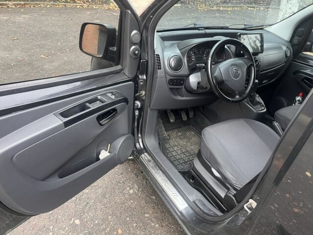 Сірий Сітроен Nemo, об'ємом двигуна 1.4 л та пробігом 257 тис. км за 3400 $, фото 4 на Automoto.ua