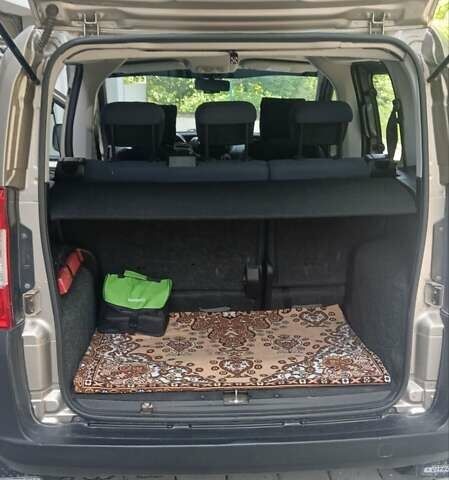 Сітроен Nemo 2011 у Тернополі на Automoto.ua Сірий Сітроен Nemo, об'ємом двигуна 1.25 л та пробігом 178 тис. км за 6200 $, фото 15 на Automoto.ua