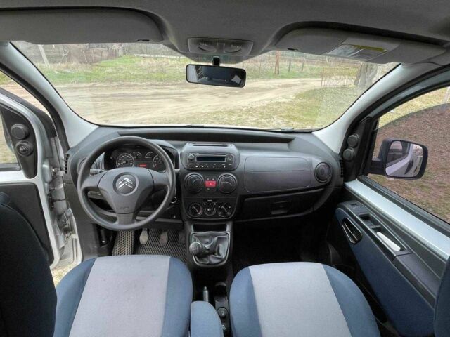 Серый Ситроен Nemo, объемом двигателя 1.2 л и пробегом 230 тыс. км за 5300 $, фото 7 на Automoto.ua