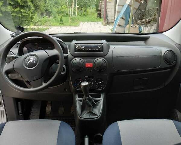 Серый Ситроен Nemo, объемом двигателя 1.4 л и пробегом 202 тыс. км за 7200 $, фото 8 на Automoto.ua