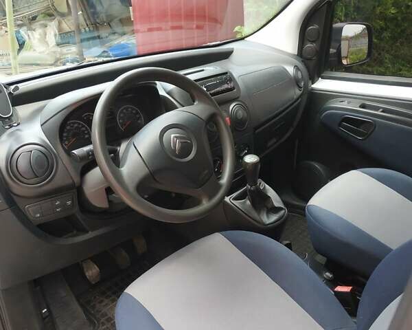 Серый Ситроен Nemo, объемом двигателя 1.4 л и пробегом 202 тыс. км за 7200 $, фото 10 на Automoto.ua