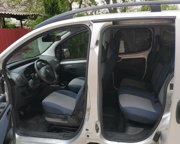 Серый Ситроен Nemo, объемом двигателя 1.4 л и пробегом 202 тыс. км за 7200 $, фото 7 на Automoto.ua