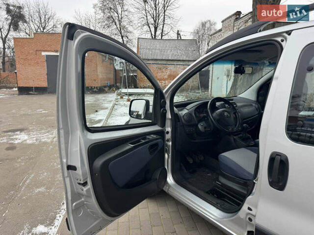 Серый Ситроен Nemo, объемом двигателя 1.36 л и пробегом 295 тыс. км за 4500 $, фото 19 на Automoto.ua