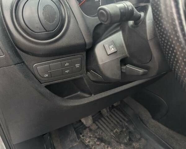 Сірий Сітроен Nemo, об'ємом двигуна 1.36 л та пробігом 295 тис. км за 3600 $, фото 18 на Automoto.ua