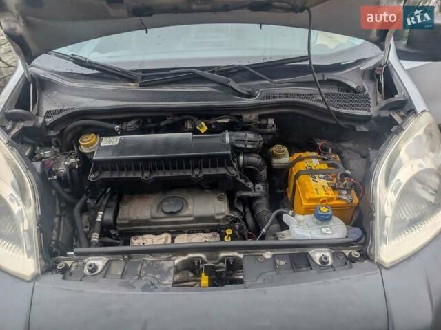 Сірий Сітроен Nemo, об'ємом двигуна 1.36 л та пробігом 295 тис. км за 3600 $, фото 9 на Automoto.ua