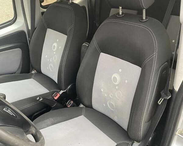 Серый Ситроен Nemo, объемом двигателя 1.2 л и пробегом 177 тыс. км за 6000 $, фото 13 на Automoto.ua