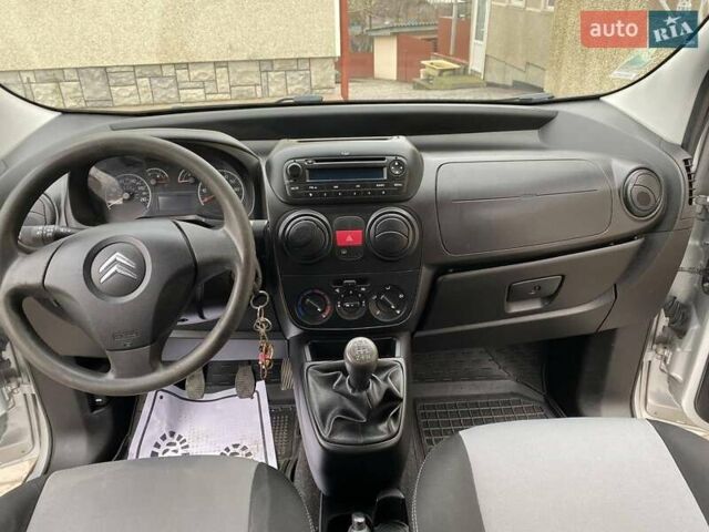 Серый Ситроен Nemo, объемом двигателя 1.2 л и пробегом 177 тыс. км за 6000 $, фото 3 на Automoto.ua