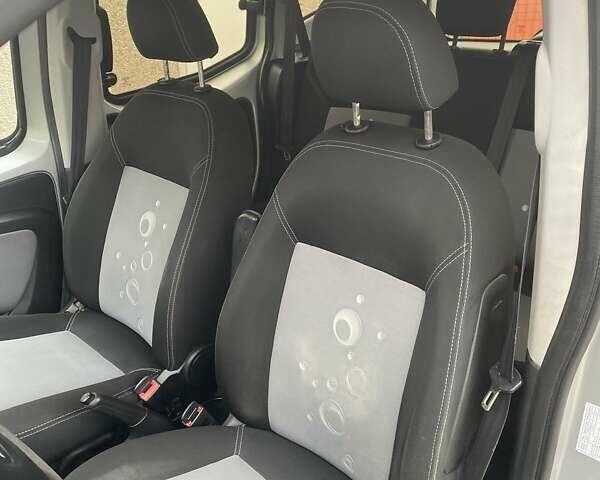 Серый Ситроен Nemo, объемом двигателя 1.2 л и пробегом 177 тыс. км за 6000 $, фото 12 на Automoto.ua