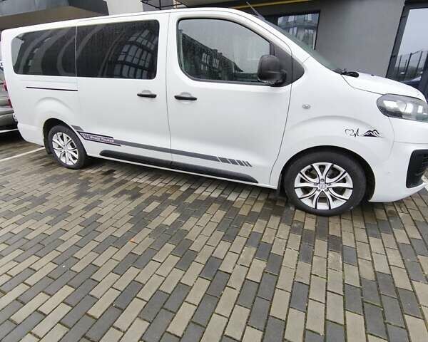 Белый Ситроен Space Tourer, объемом двигателя 2 л и пробегом 178 тыс. км за 22800 $, фото 6 на Automoto.ua