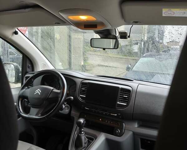 Белый Ситроен Space Tourer, объемом двигателя 2 л и пробегом 178 тыс. км за 22800 $, фото 10 на Automoto.ua