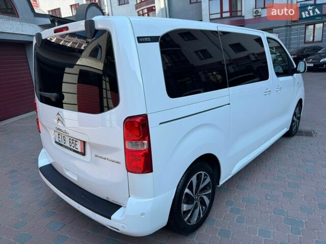 Белый Ситроен Space Tourer, объемом двигателя 2 л и пробегом 275 тыс. км за 18650 $, фото 72 на Automoto.ua