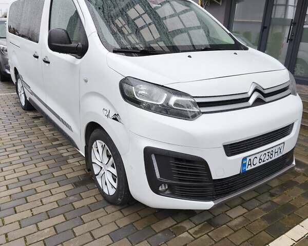 Белый Ситроен Space Tourer, объемом двигателя 2 л и пробегом 178 тыс. км за 22800 $, фото 2 на Automoto.ua