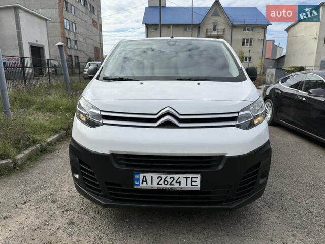 Белый Ситроен Space Tourer, объемом двигателя 2 л и пробегом 185 тыс. км за 15500 $, фото 1 на Automoto.ua