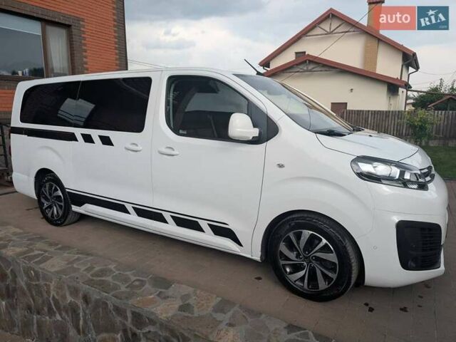 Белый Ситроен Space Tourer, объемом двигателя 2 л и пробегом 221 тыс. км за 22000 $, фото 1 на Automoto.ua