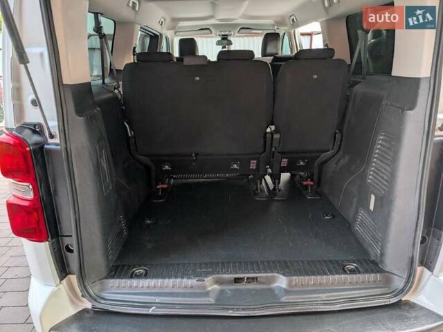 Белый Ситроен Space Tourer, объемом двигателя 2 л и пробегом 221 тыс. км за 22000 $, фото 15 на Automoto.ua