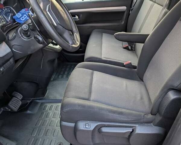 Белый Ситроен Space Tourer, объемом двигателя 2 л и пробегом 221 тыс. км за 22000 $, фото 8 на Automoto.ua