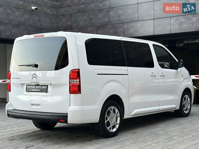 Белый Ситроен Space Tourer, объемом двигателя 2 л и пробегом 11 тыс. км за 43000 $, фото 20 на Automoto.ua
